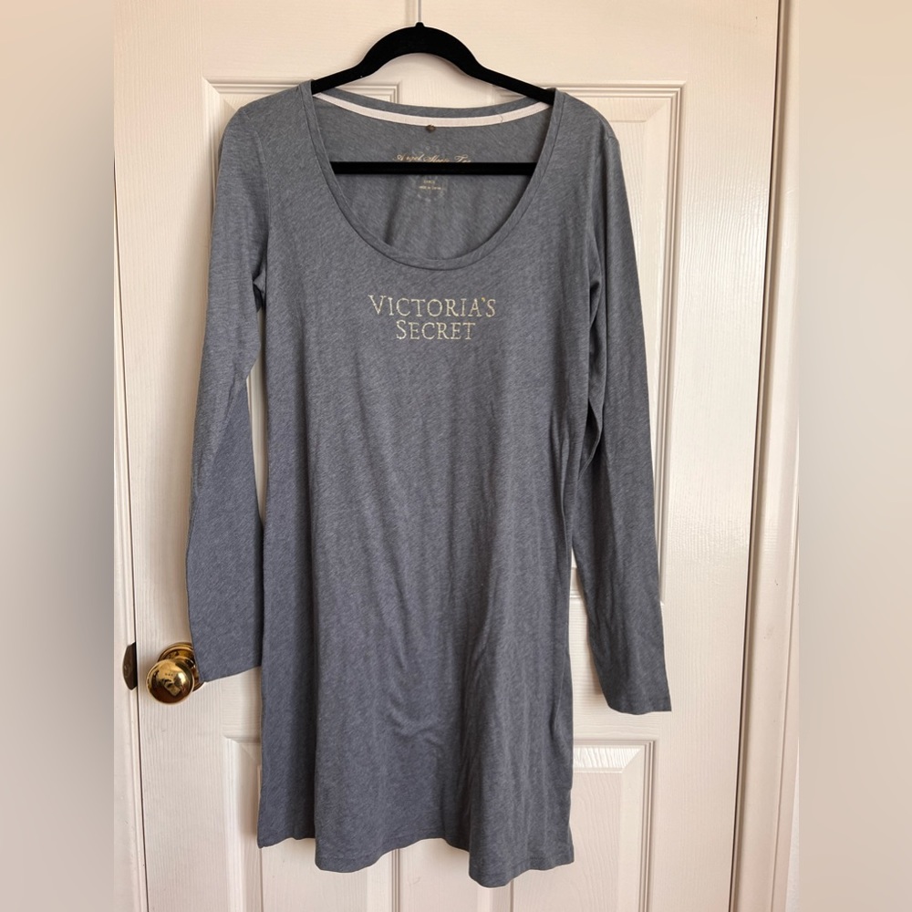 Victoria’s Secret sleep tee